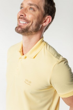 Camisa Polo Piquet  com Relevo e Bordado Marca e Logo - Amarelo