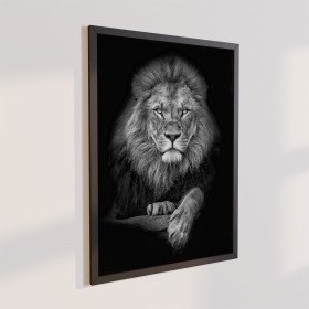 Quadro Decorativo Leão de Juda Preto Branco 70x50 - Moldura