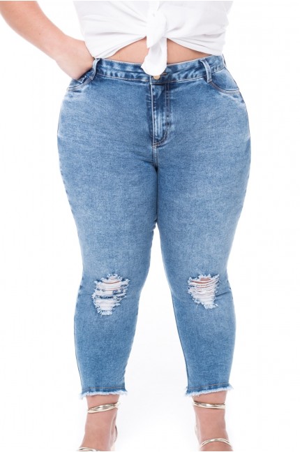 Calça Jeans Cropped Plus Size Modeladora