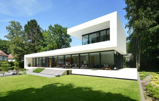 Casa moderna com arquitetura audaciosa