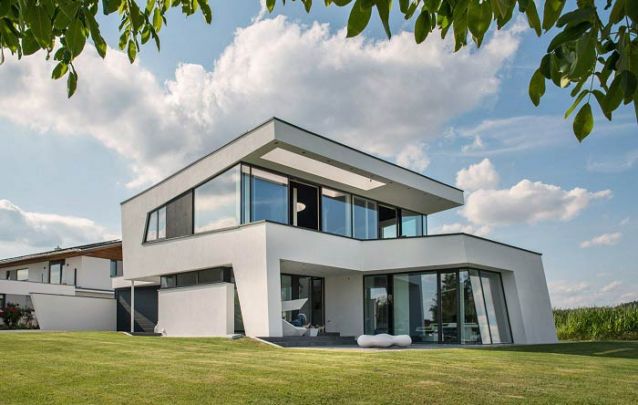 Casa moderna com uma arquitetura diferenciada
