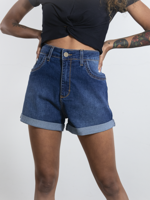 shorts mum