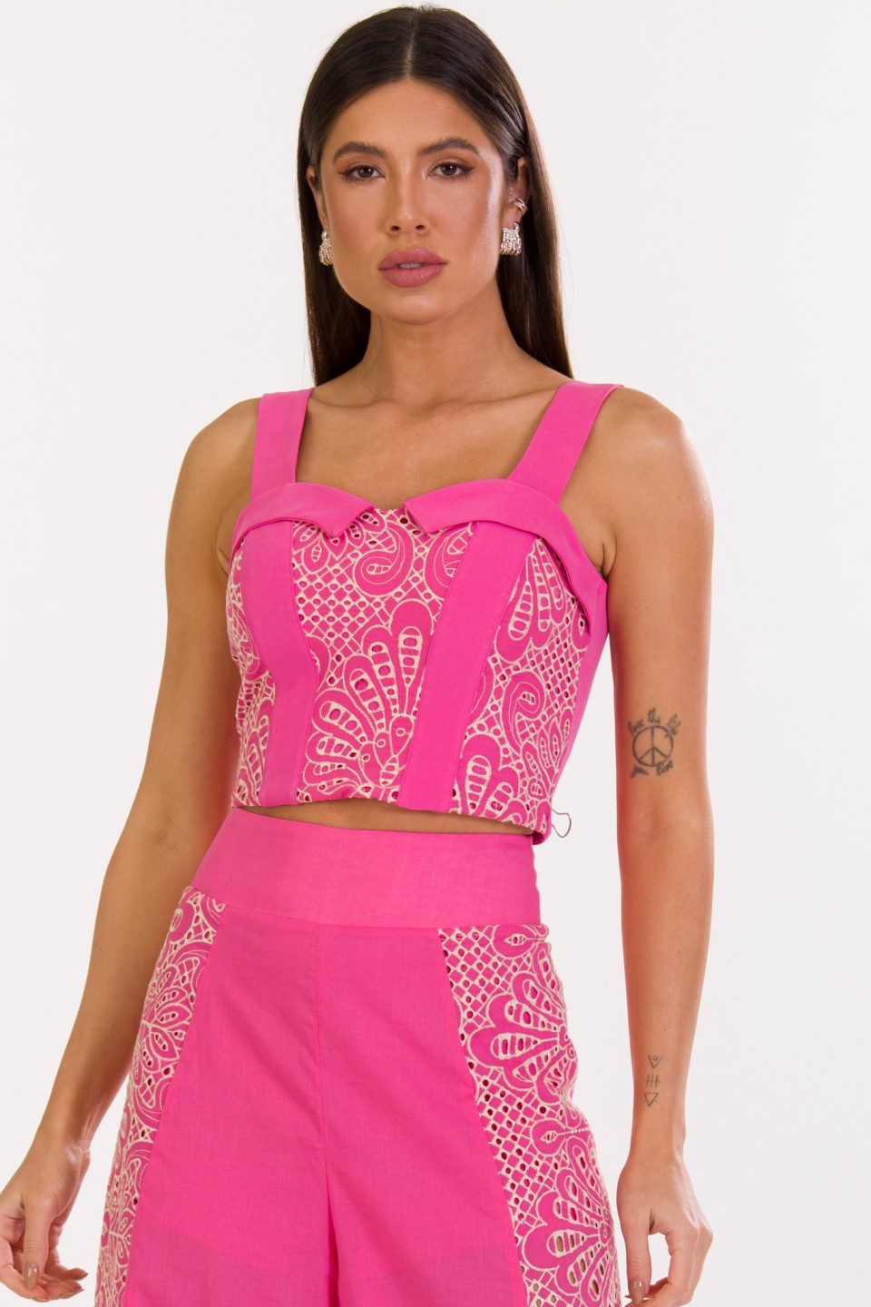 Blusa Cropped de Alfaiataria Feminina Moana Rosa Barbie